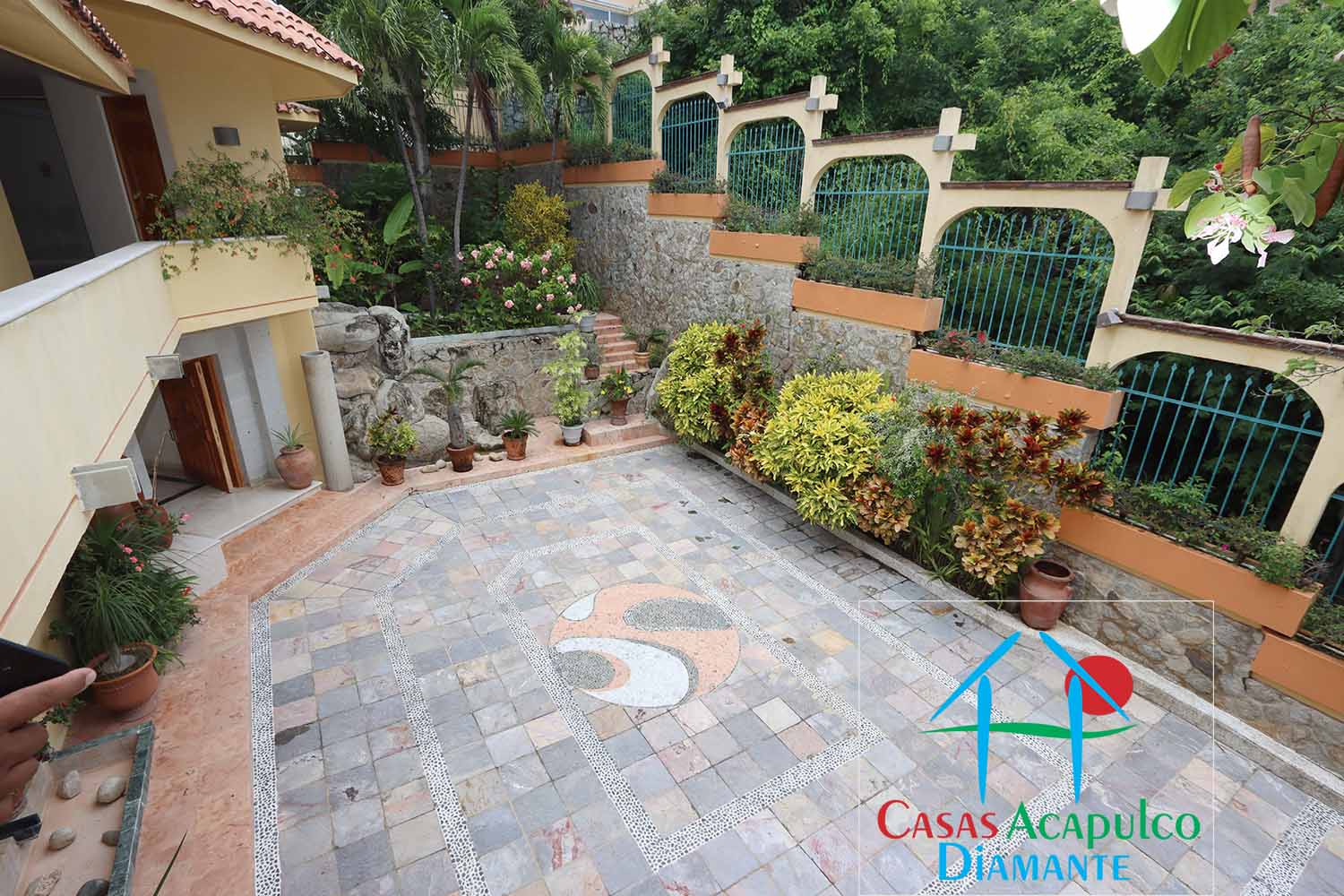 Casa Mari - Patio de recepción 6